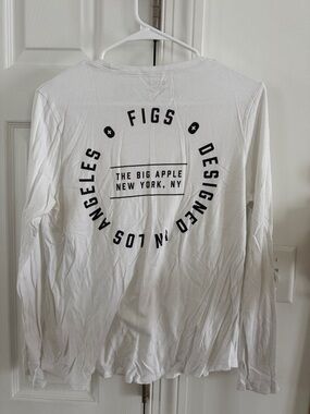 Figs Men’s Long Sleeve Graphic Tee - White with Black Print